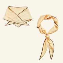 Afbeelding in Gallery-weergave laden, Triangle Scarf - Butter Yellow
