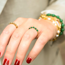 Afbeelding in Gallery-weergave laden, Emerald Facet ring
